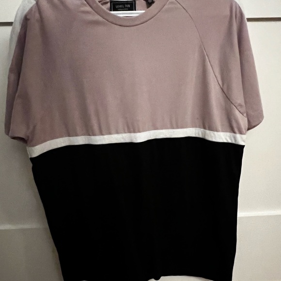 Selling various t-shirts in various sizes - Picture 12 of 12